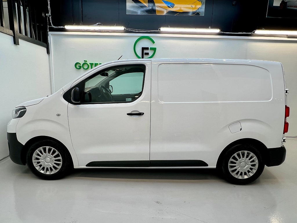 Toyota Proace 1.6 D-4D 3-sits Euro 6 Dragkrok Värmare 800kr/månad