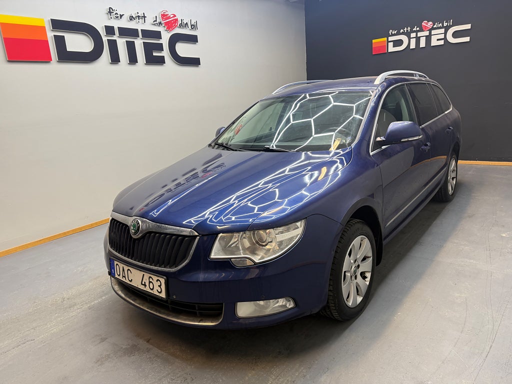 Skoda Superb Kombi 2.0 TDI 4x4 Elegance,Nybesiktigad,dieselvärmare