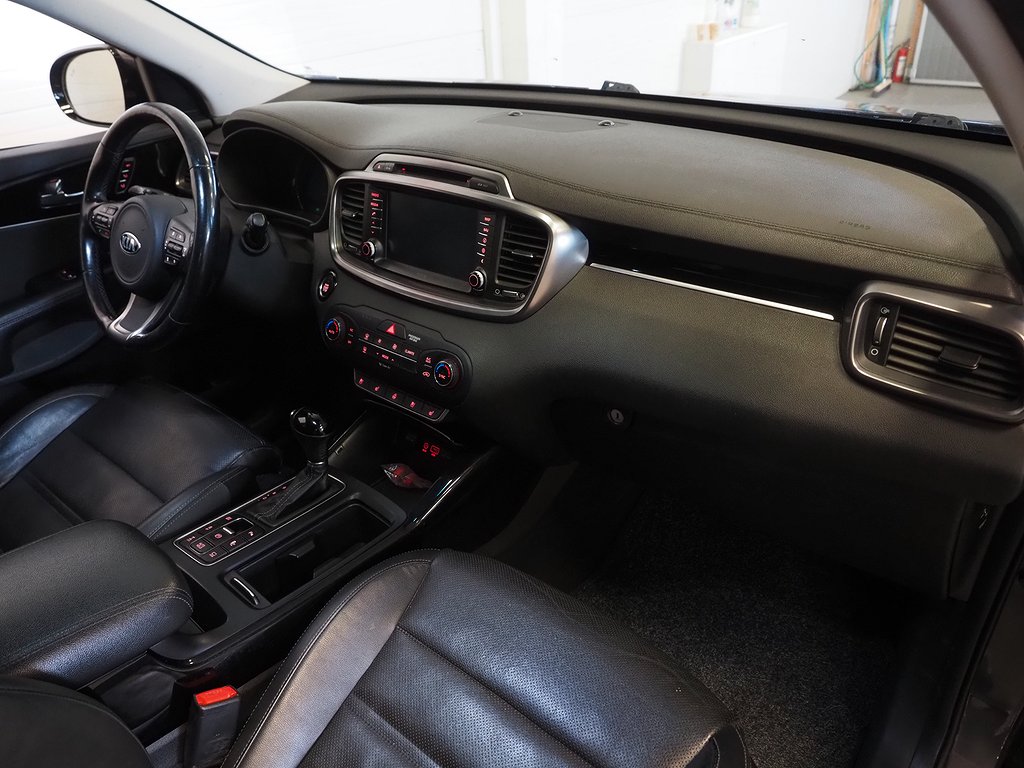 Kia Sorento 2.2 CRDi 200hk AWD 7-sits Drag Pano Navi Läder 2016