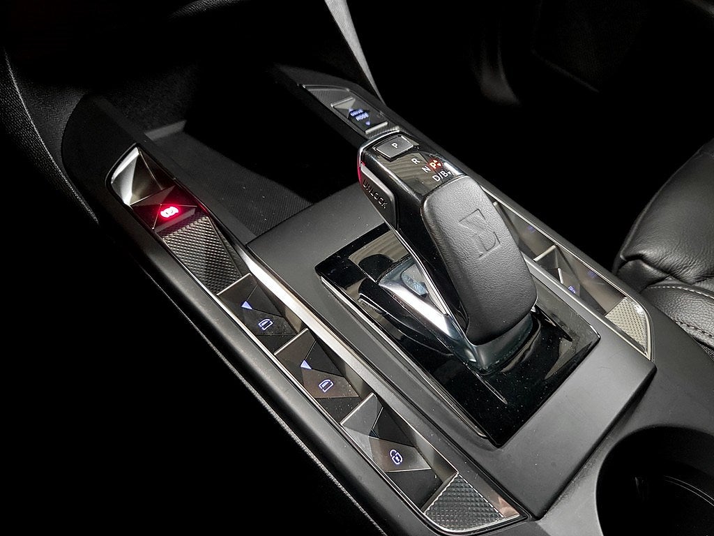 Bild på DS 3 Crossback Exclusive E-tense 50kWh 136hk Aut - B-KAMERA, CARPLAY