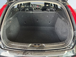 Volvo V40 Cross Country D2 Summum Business Pro S&V-hjul/Drag/Skinn/Elstol/Dvärm – bild 12