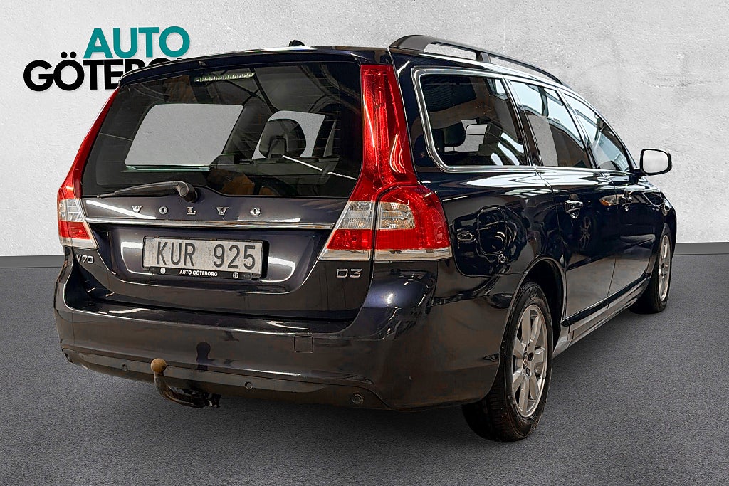 Volvo V70 D3 Momentum 2-Ägare Dragkrok Kamrembytt Välservad