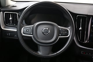 SUV Volvo XC60 8 av 18
