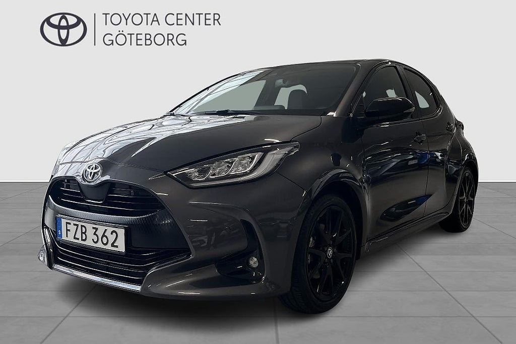 Toyota Yaris Hybrid 1,5 5D STYLE JBL SÄKERHETSPAKET//VINTERHJUL ING...