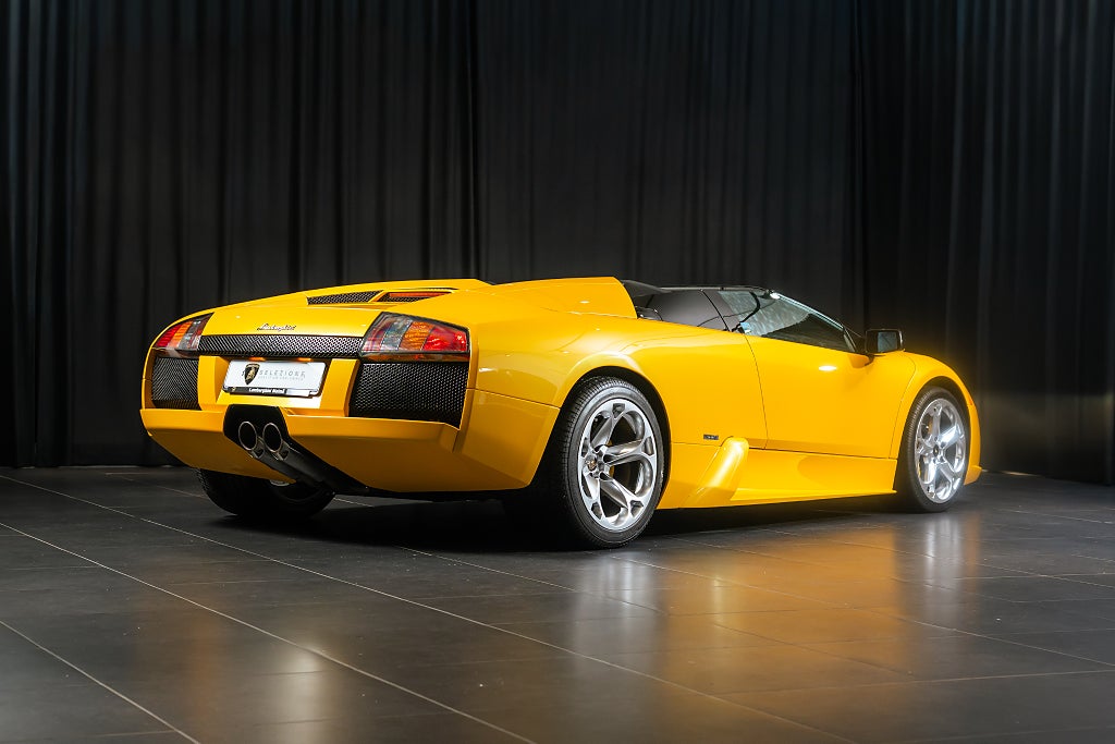 Gallery image 4 of 18