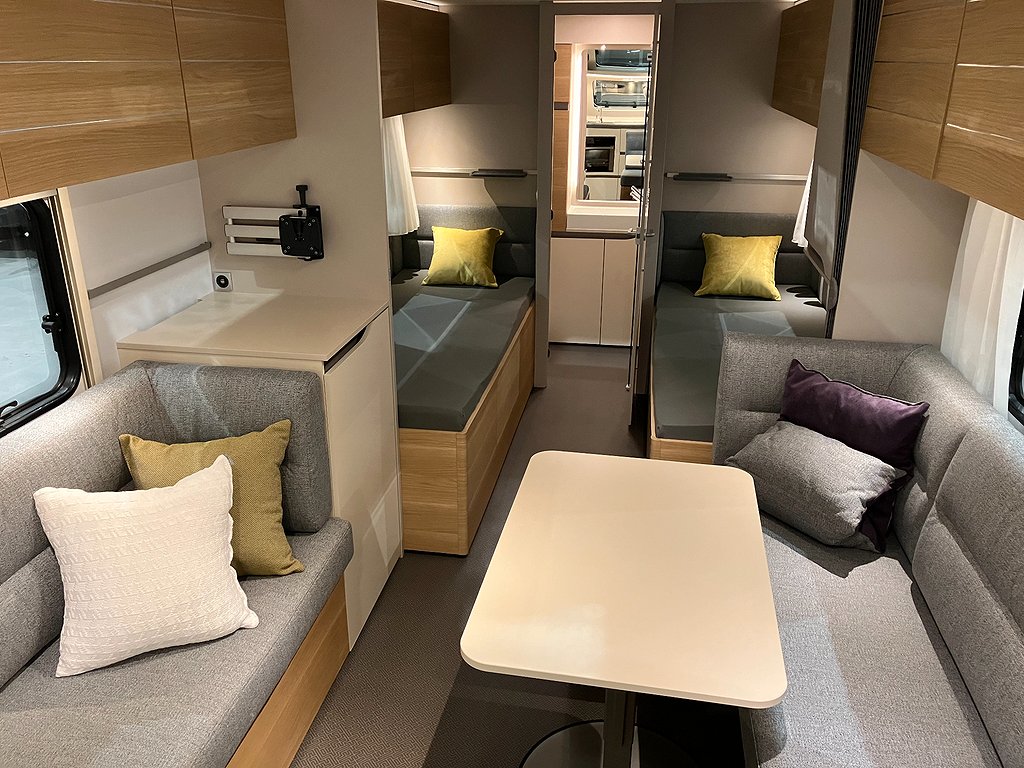 Adria Adora 613 HT / 2095 kr månaden / Ny / Vi tar inbyten - Adria