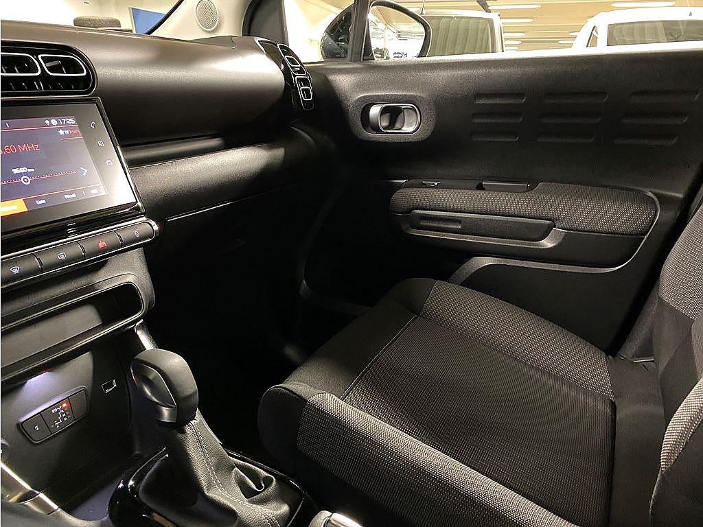 Bild på Citroën C3 Aircross Shine 1.2 PT 130hk Aut - CARPLAY, NAVI