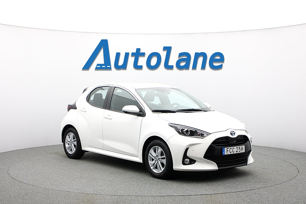Toyota Yaris Hybrid CVT Active, B-kamera,Sensorer,Farthållare, 116hk