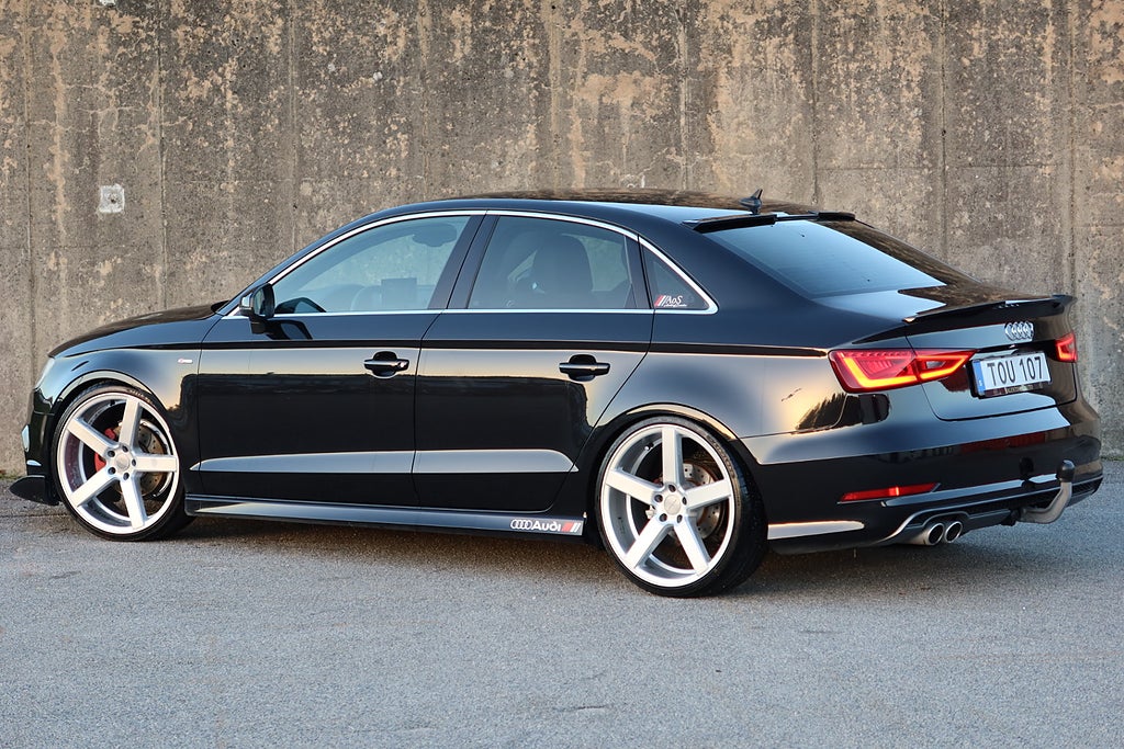 Audi A3 Sedan 2.0 TDI S-Line Coils 20" Ocean Påkostad SE STUK