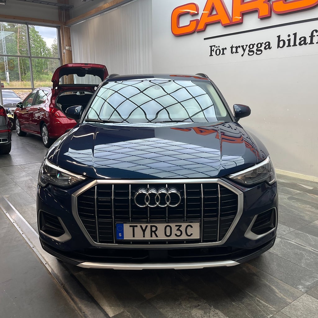 Audi Q3 40 TFSI Q Proline Advanced Cockpit Carplay Värmare Drag