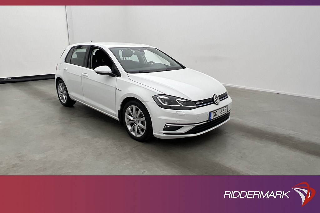 Volkswagen Golf 1.5 TSI 130hk Värmare Cockpit Kamera Navi