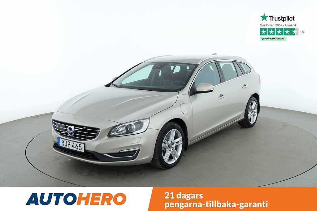 Volvo V60 D5 Hybrid Summum AWD / VOC, Värmare, BLIS, Dragk...