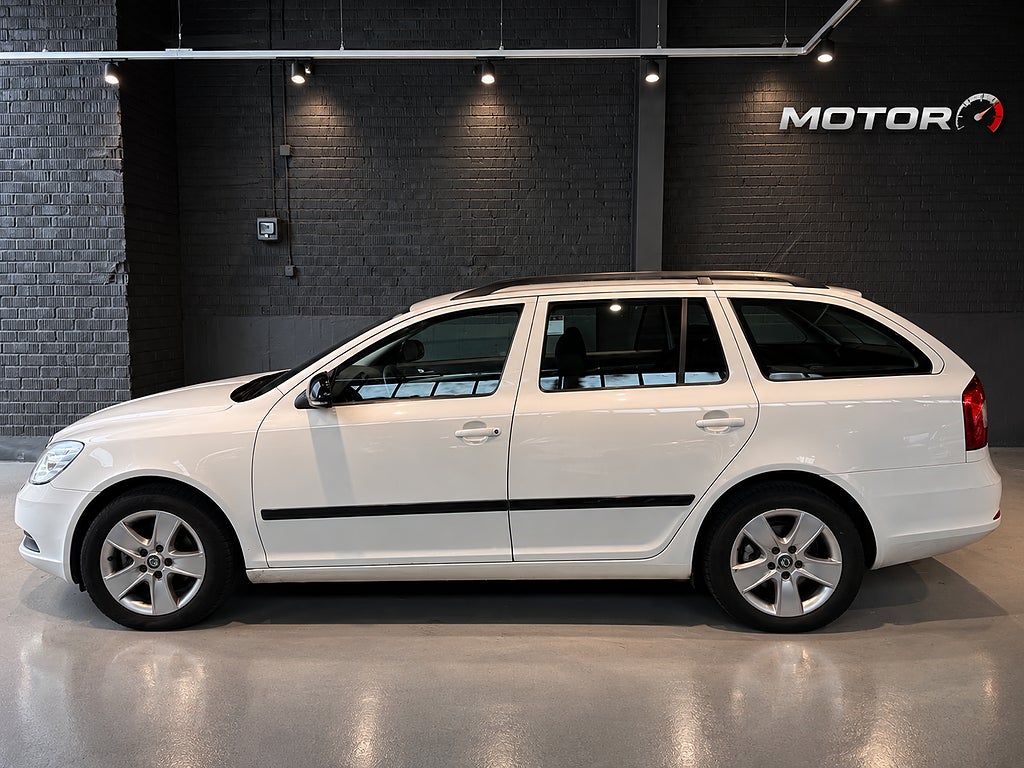 Skoda Octavia Kombi 1.6 TDI Ambiente/Automat