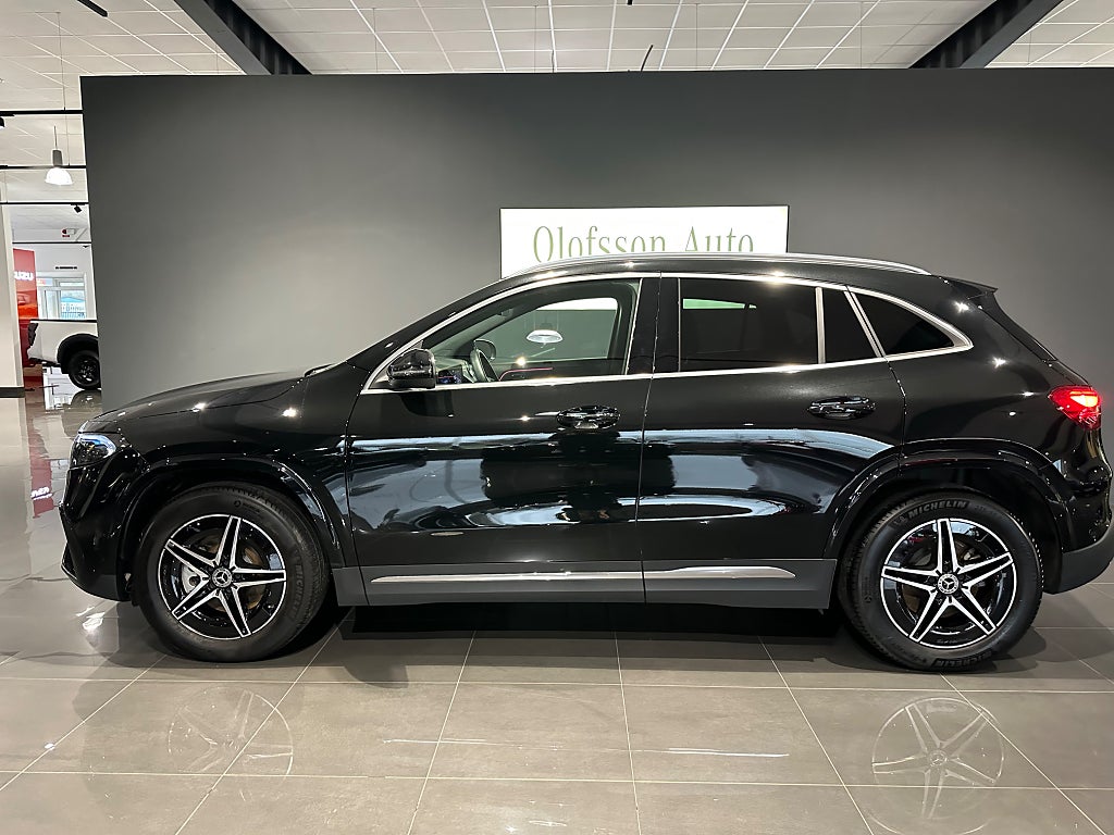 Mercedes-Benz EQA 300 4MATIC AMG Advanced Vinterpaket - bild 2