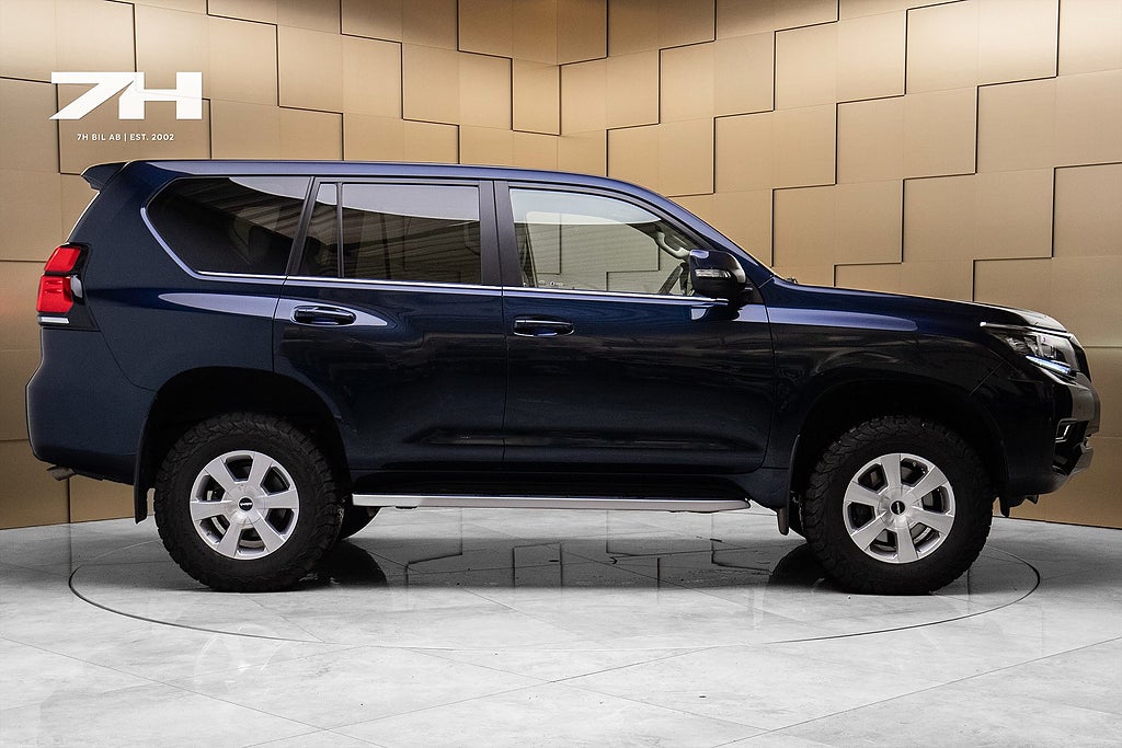 Toyota Land Cruiser 2.8 D-4D Executive / JBL / 360° / Adaptiv Farthålla