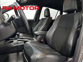 SUV Toyota RAV4 11 av 25