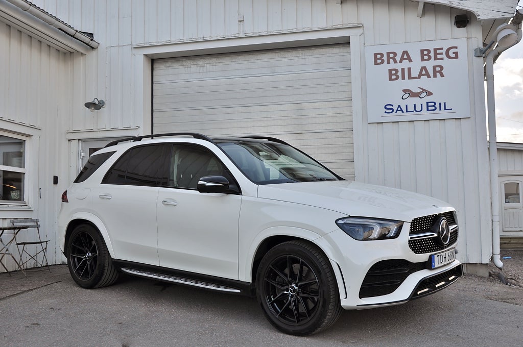 Mercedes-Benz GLE 450 4MATIC AMG 360º Burmester Pano Drag Massage Moms