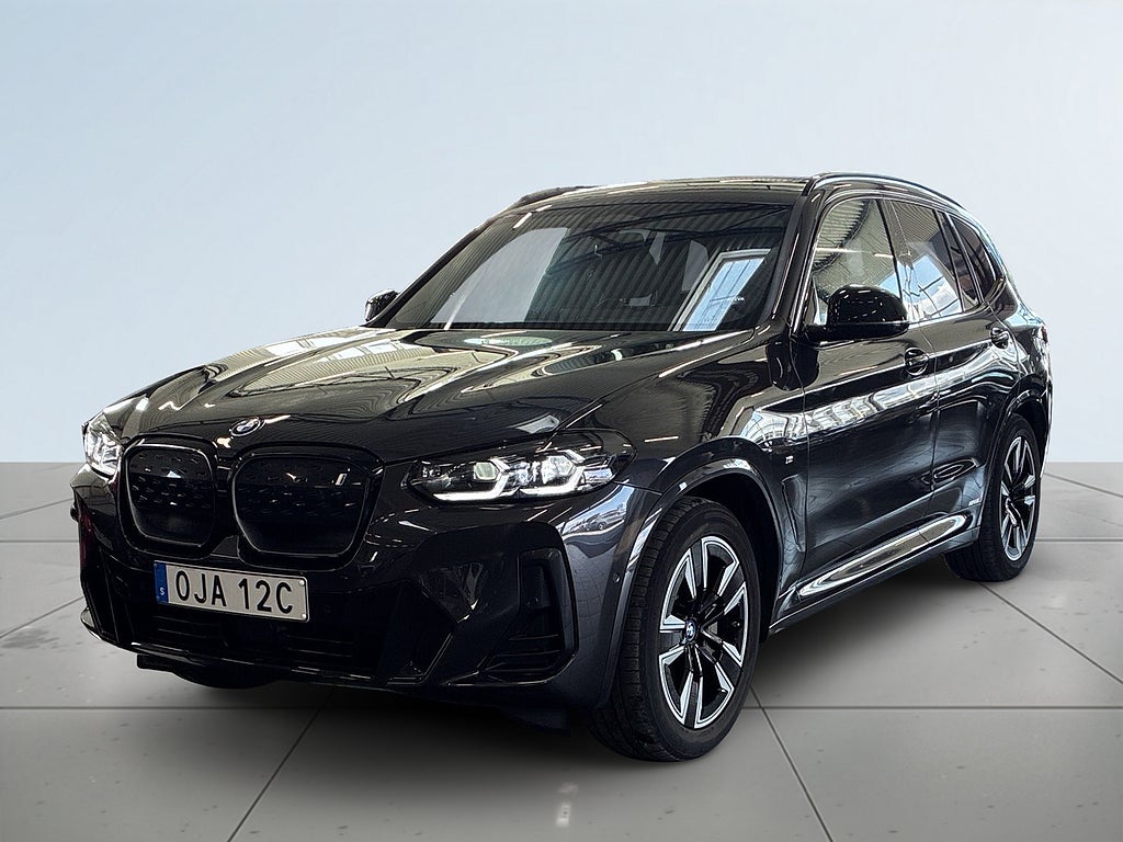 BMW X3 iCharged S&V-Hjul/Drag/Pano/Backkamera/Carplay/MOMS