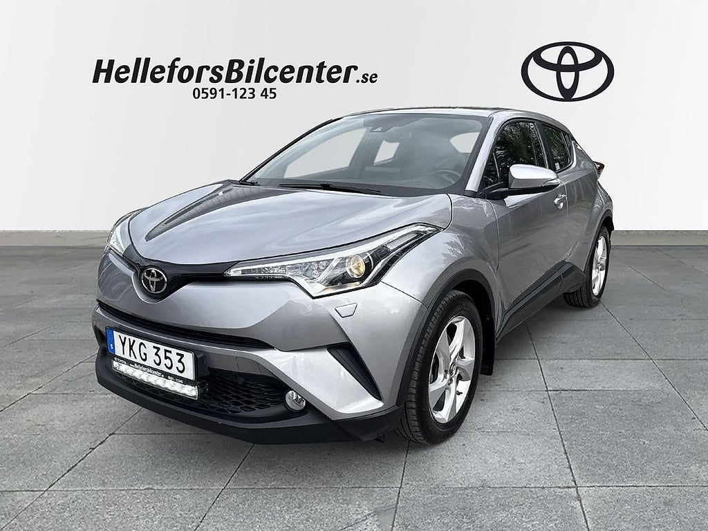 Toyota C-HR CHR AWD Automat 1,2T DRAG LED ramp Vinterhjul