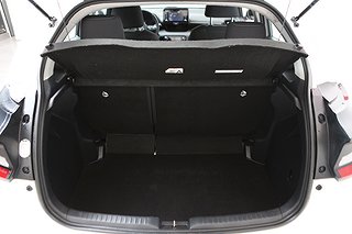 Halvkombi Toyota Yaris 24 av 24