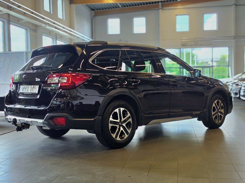 Subaru Outback 2.5 175hk 4WD Automat/Ridge Black Edition/Drag/B-Kamera