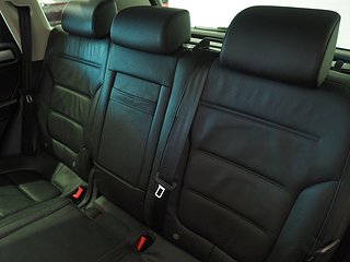 SUV Volkswagen Touareg 13 av 21