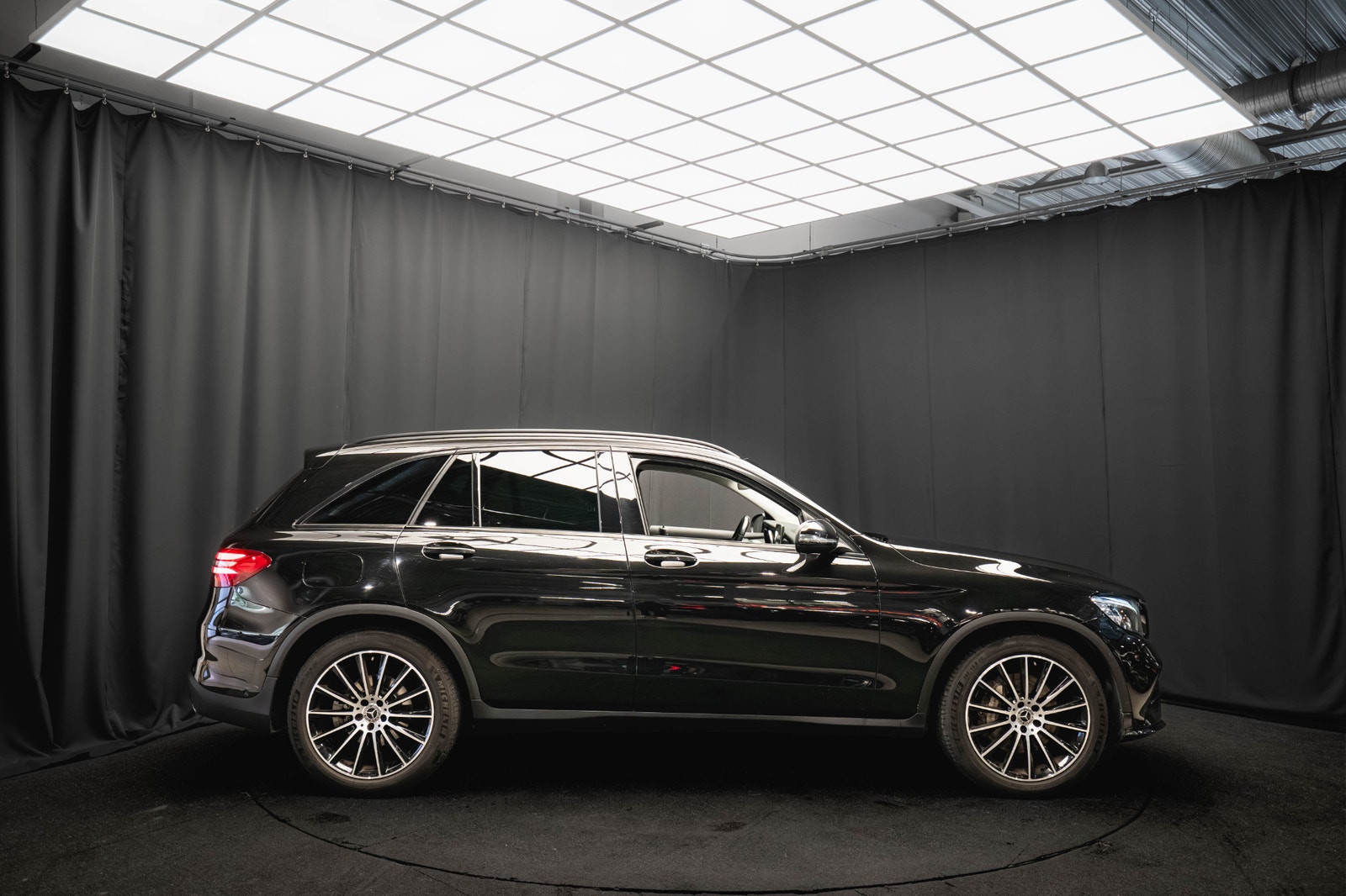 Mercedes-Benz GLC220 d GLC 220 d 4M AMG NIGHT D-VÄRMARE BUR DRAG 20'' KAMERA 170hk 2019 - miniatyr 5