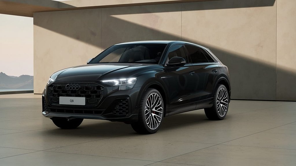 Audi Q8 60 TFSI e quattro SUV 490 HK LADDHYBRID