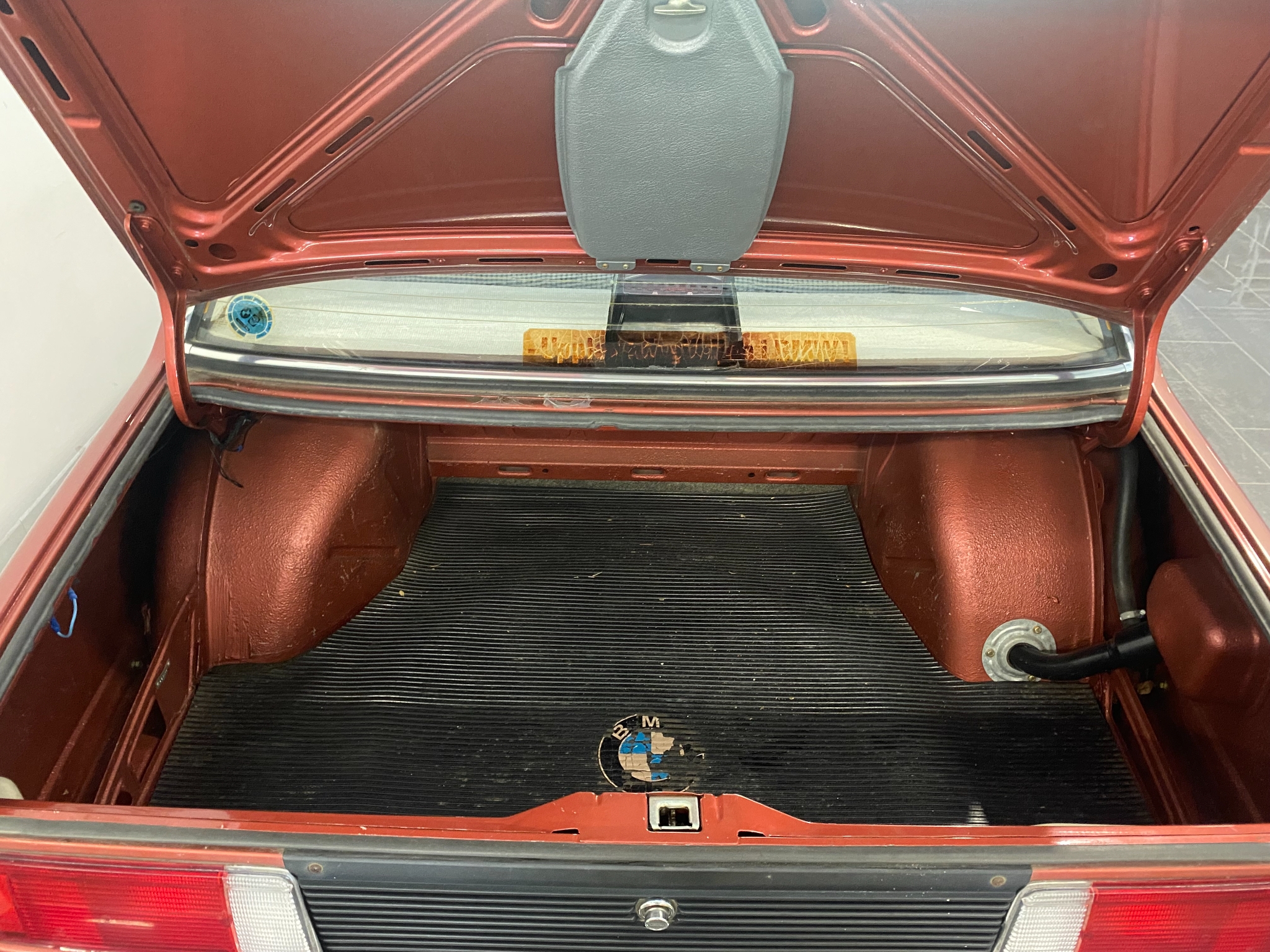 BMW 316 Sedan 1976, bild 7/49