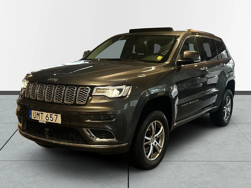 Jeep Grand Cherokee 3.0 V6 CRD 4WD Pano/Skinn/Värmare/H&K/Navi/Rattvärme