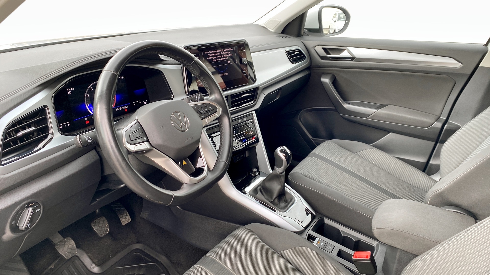 Volkswagen T-Roc 1.0 TSI 2022, kuva 7/40