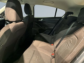 Ford Focus Active EcoBoost Active Mvärm Kamera Rattvärme S/V-hjul – bild 13