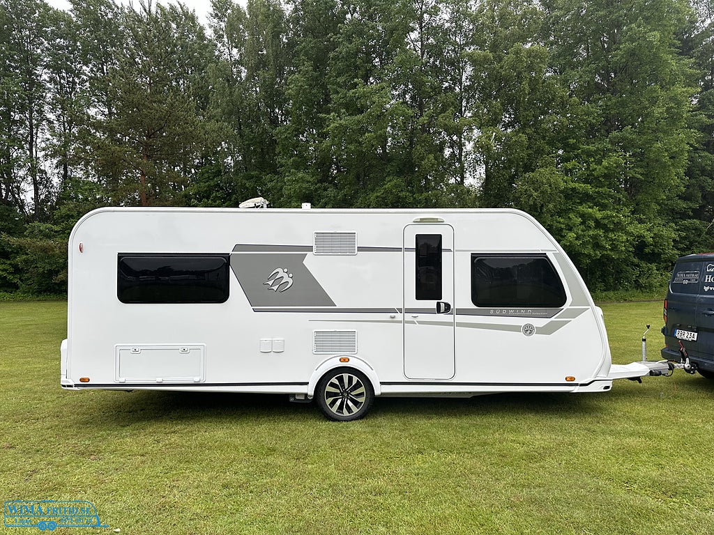 Knaus 590 UE Scandinavian selection Långbädd Mover Tält