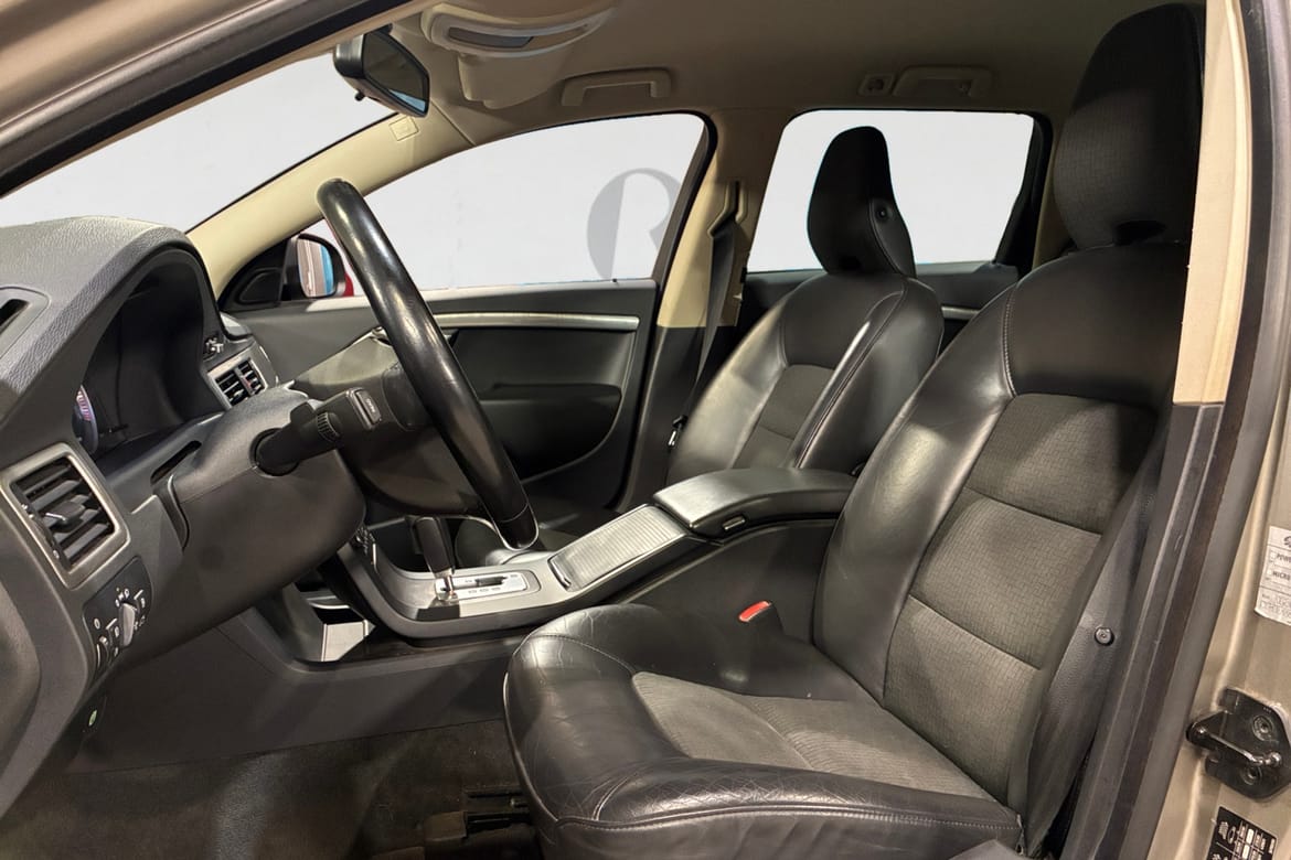 Volvo V70 2009, bild 3/44