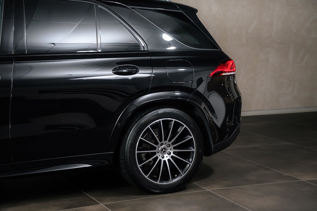 Gallery image 15 of 15