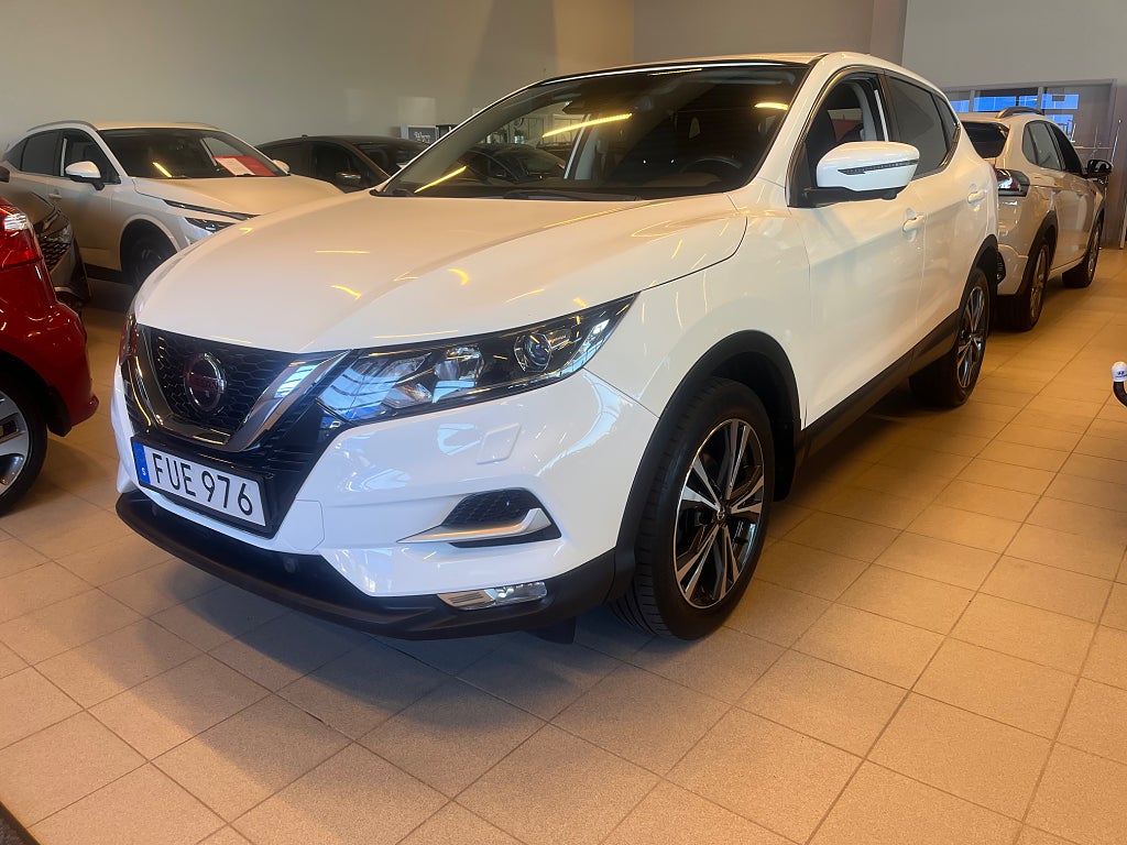 Nissan Qashqai DIG-T 115 N-Connecta Bränslev Vhjul 