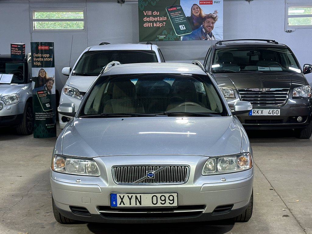 Volvo V70 2.4 Automat Välskött dragkrok  Euro 4