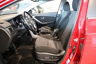 Halvkombi Hyundai i30 10 av 23