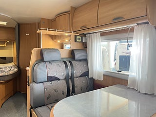 Husbil-integrerad Bürstner I 685 12 av 24