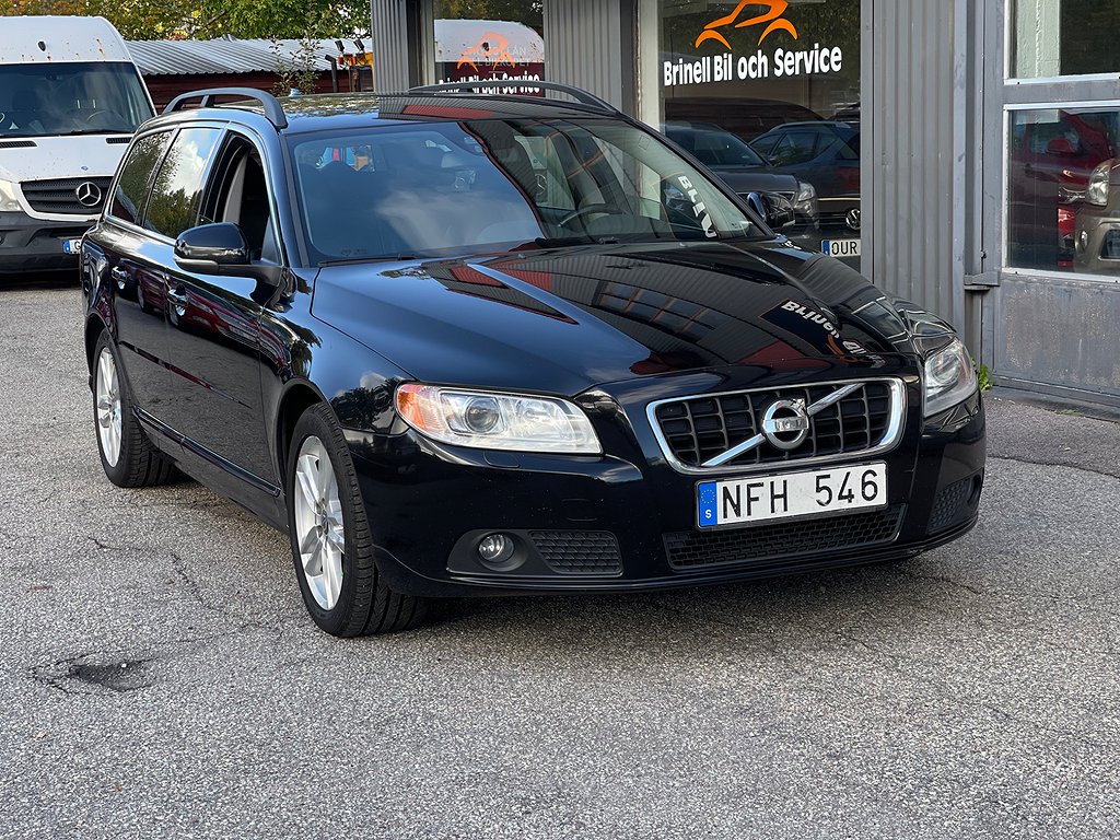 Volvo V70 D4 Momentum Årsskatt 1520kr Ny Servad 