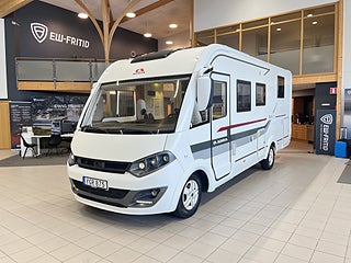 Husbil-integrerad Adria SONIC 700 SC