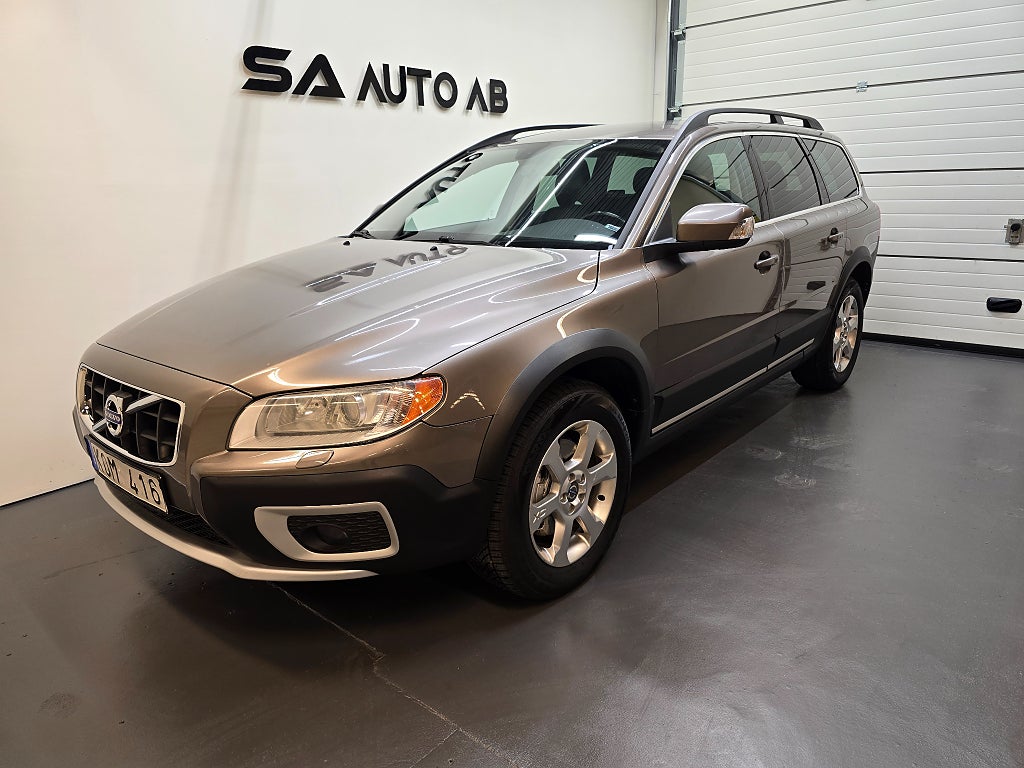 Volvo XC70 2.4D Geartronic Summum nyservad ny kamrem 
