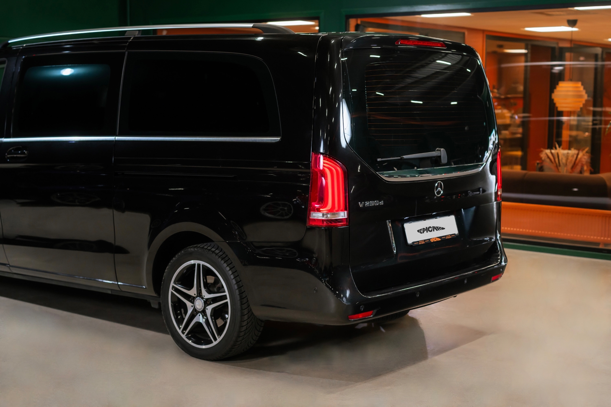 Mercedes-Benz V 2017, kuva 4/44