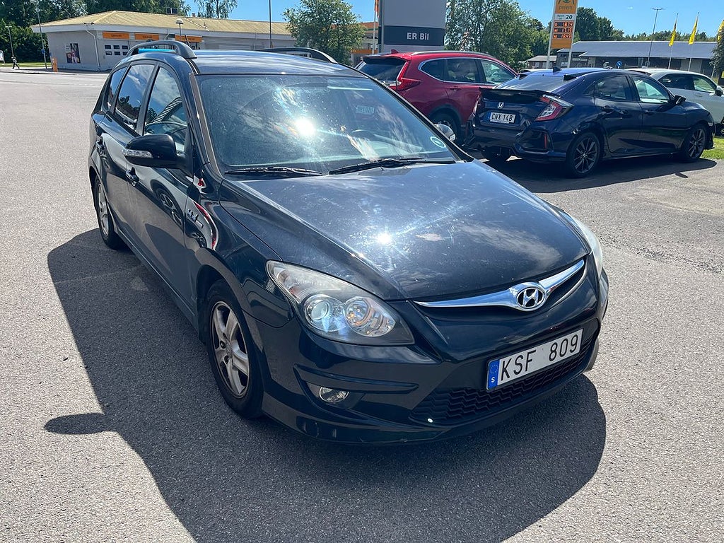 Hyundai i30 1,6 Crdi Kombi
