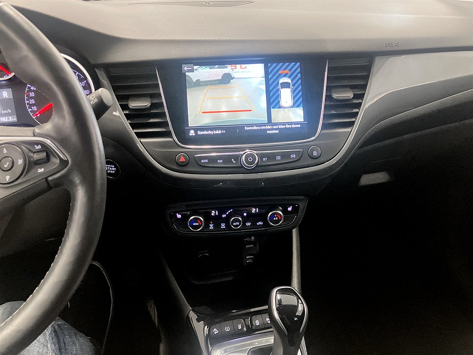 Bild på Opel Crossland X Ultimate 1.2 PT 130 Aut BACKKAMERA KEYLESS