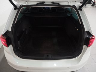 Kombi Volkswagen Passat 19 av 20