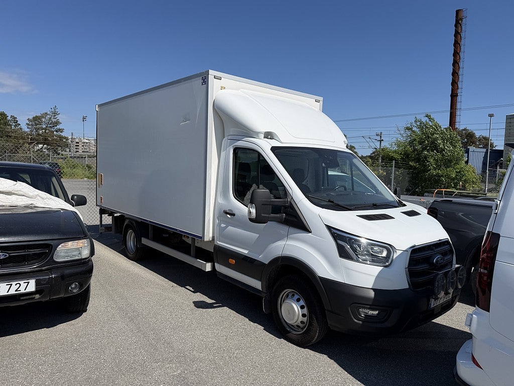 Ford transit 470 - Dually - Ckort - Lågmil - Lastar 1.900kg - BGlyft