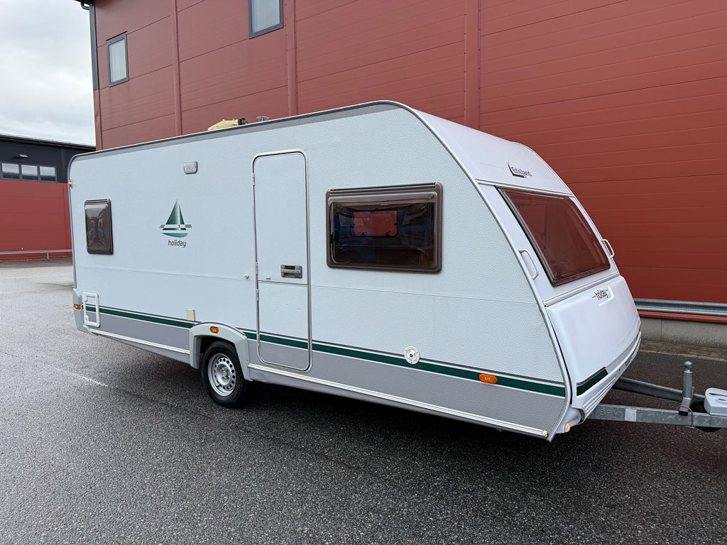 Knaus Eifelland 495 Dubellbädd förtält Totalvikt 1260kg 