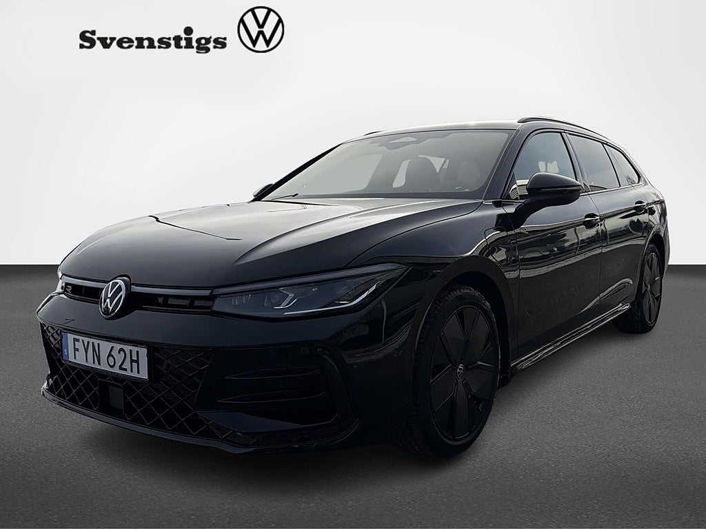 Volkswagen Passat eHybrid 272 R-Line Black Drag OMG Lev Choice Kampanj
