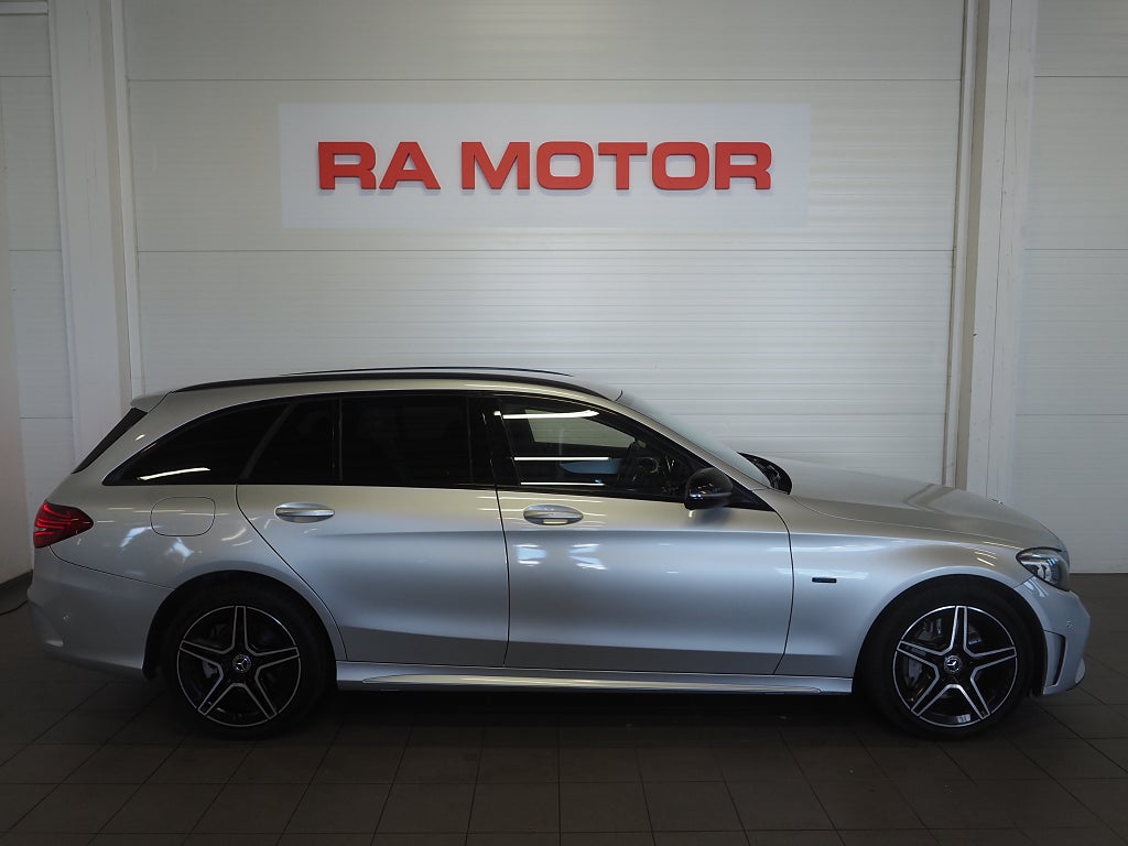 Mercedes-Benz C 300 T de 306hk AMG Night Edition |Drag|Kamera|Navi| 2021